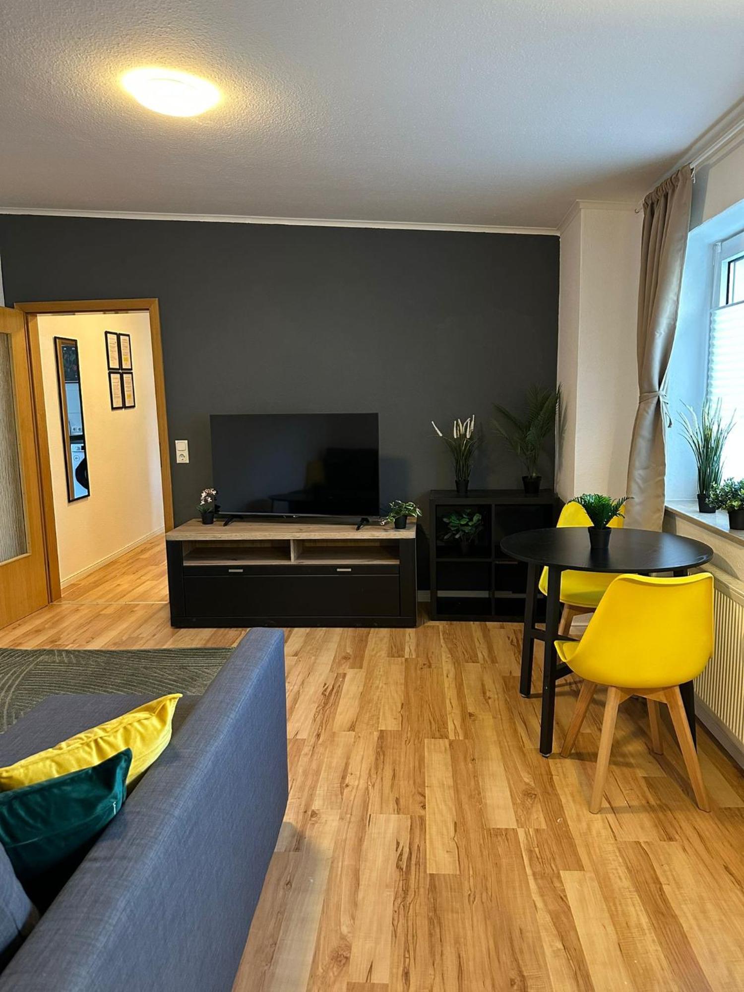 Apartment Zentral Gelegene Erdgeschoss-wohnungen Mit Bequemer Erreichbarkeit *